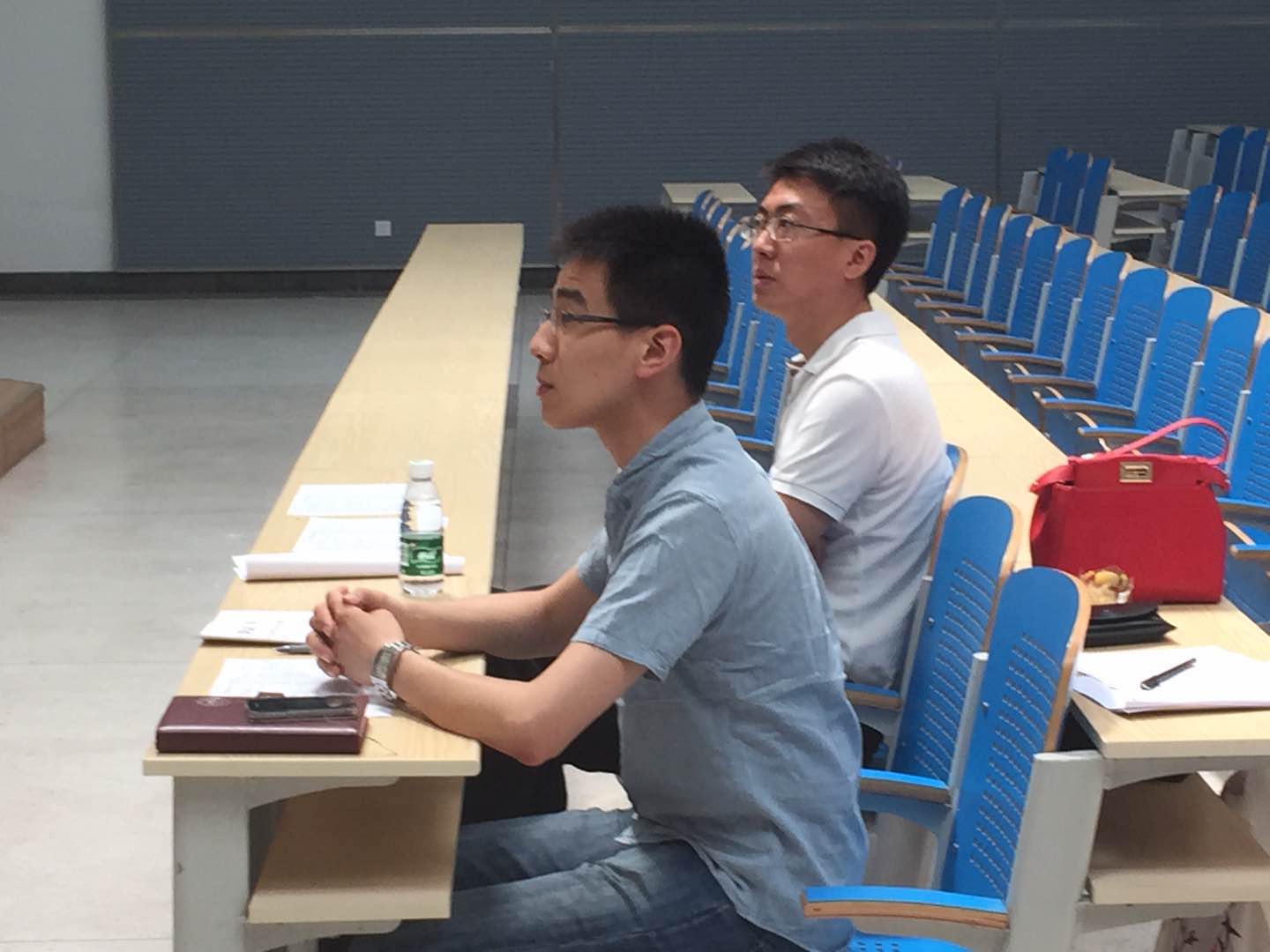 调教母狗